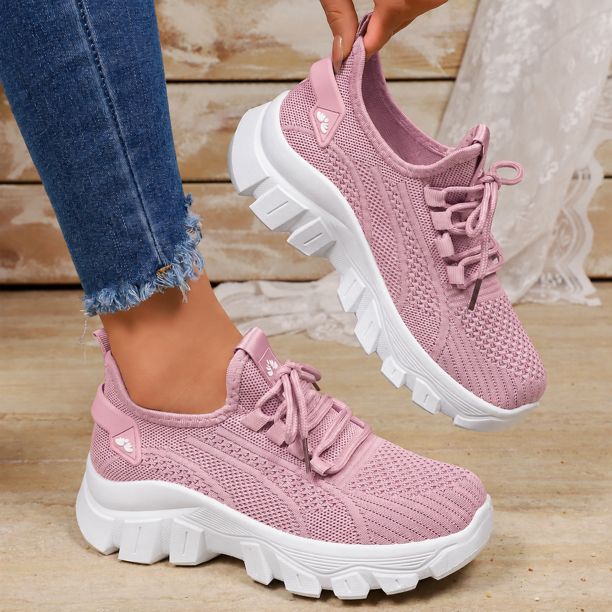 Women’s Everyday Comfort Support Sneakers