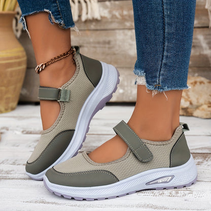 Women's Casual Breathable Mesh Walking Shoes with Adjustable Strap