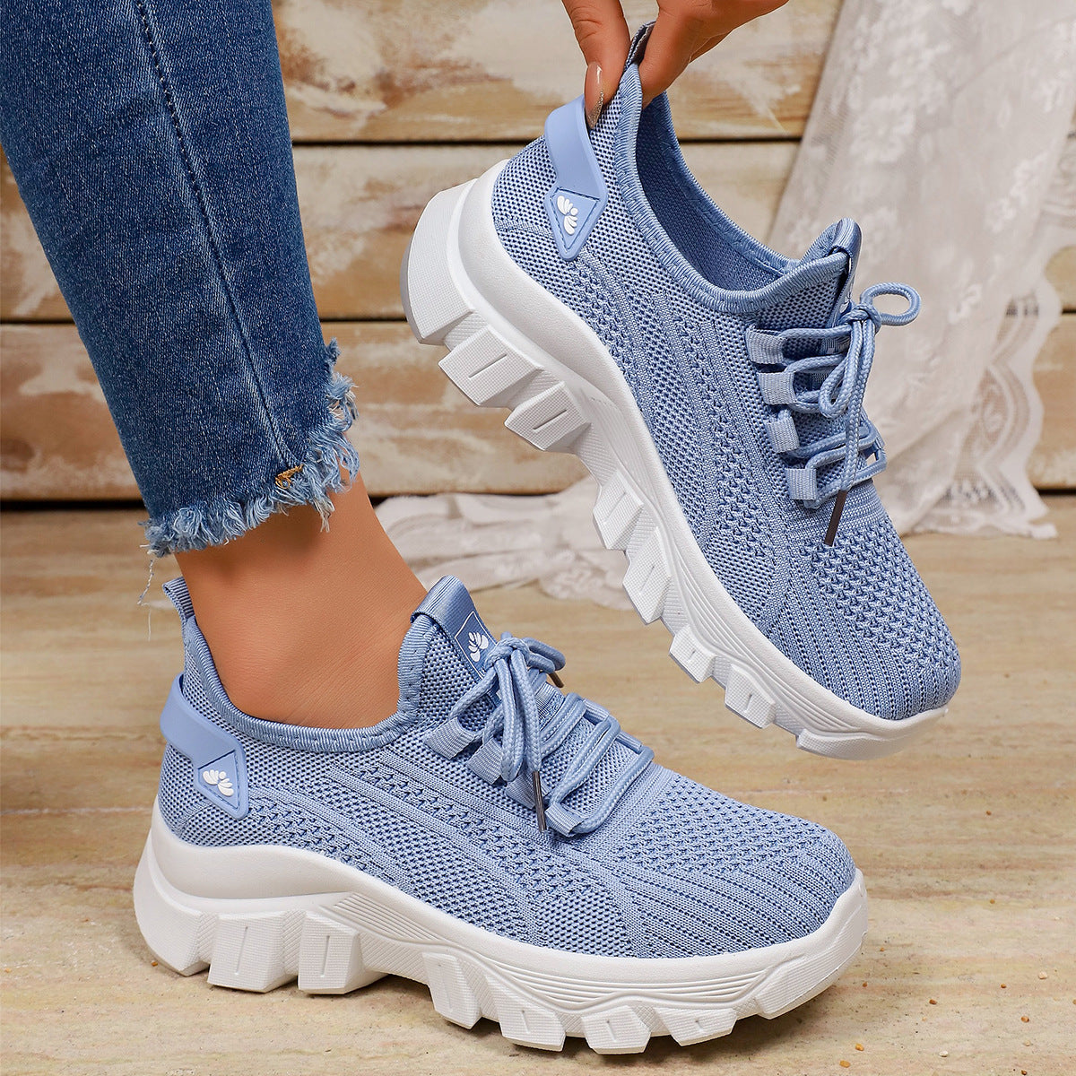 Women’s Everyday Comfort Support Sneakers